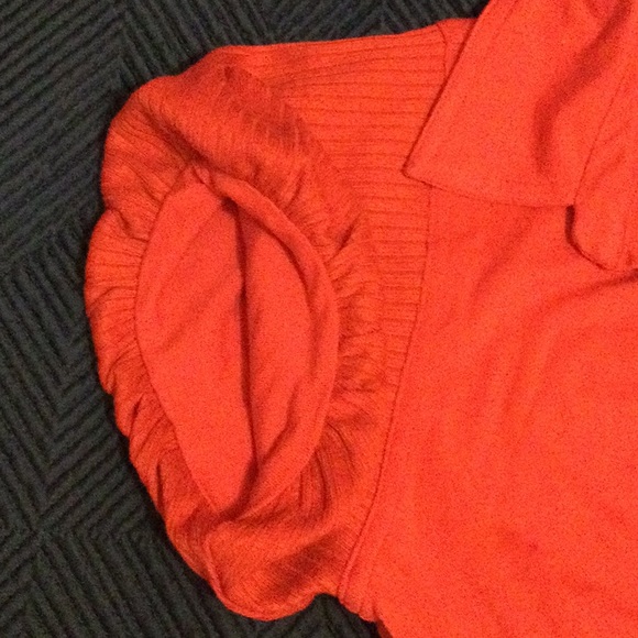 Free People small red ( cherry ) short sleeve blouse for women - Picture 2 of 5